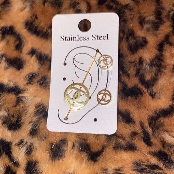 Gold earring set. 3 piece. - Picture 1 of 7